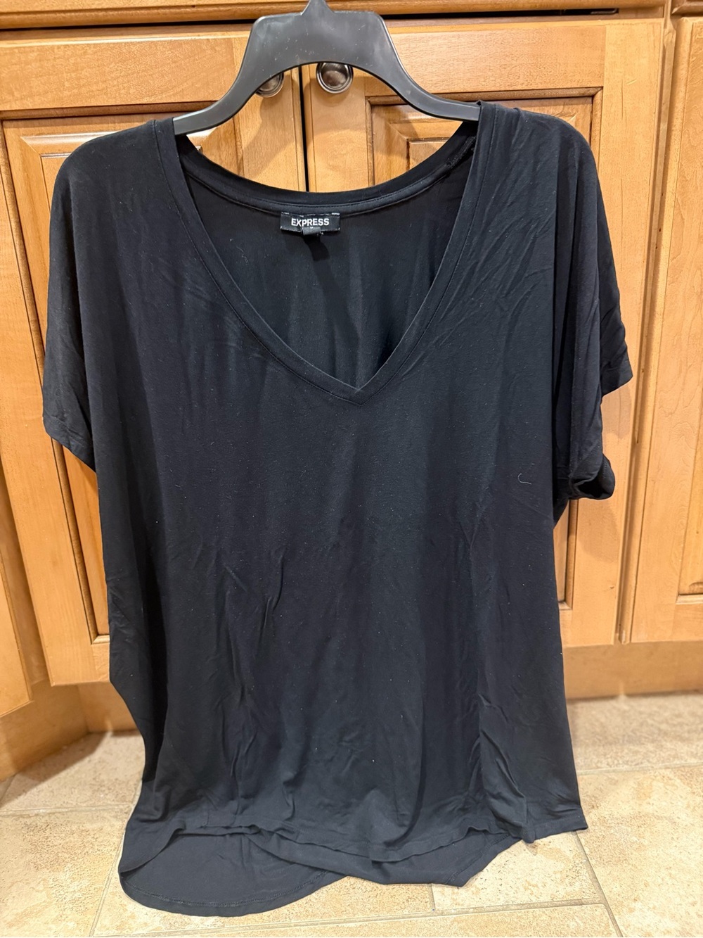 Express Black V-Neck Short Sleeve Tee